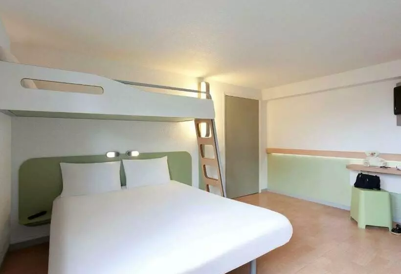 اتاق استاندارد سه نفره, Ibis Budget Tarbes