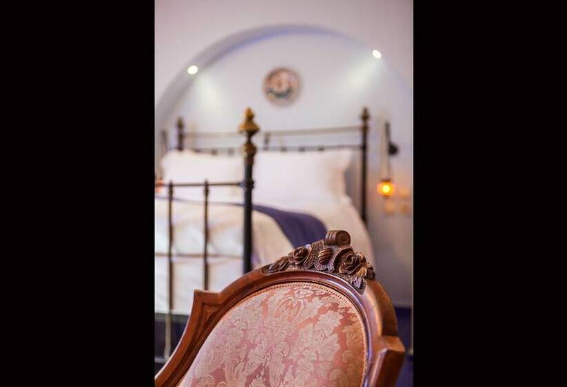 غرفة سوبيريور, In Camera Art Boutique