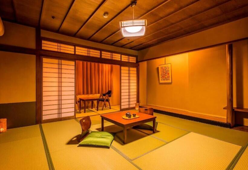 标准间, Ooedo Onsen Monogatari Yamashiro Saichoraku