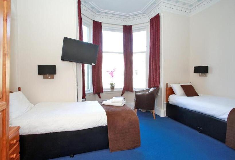 Семейный Номер, Citihouse Aberdeen West End