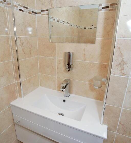 패밀리 룸, Citihouse Aberdeen West End