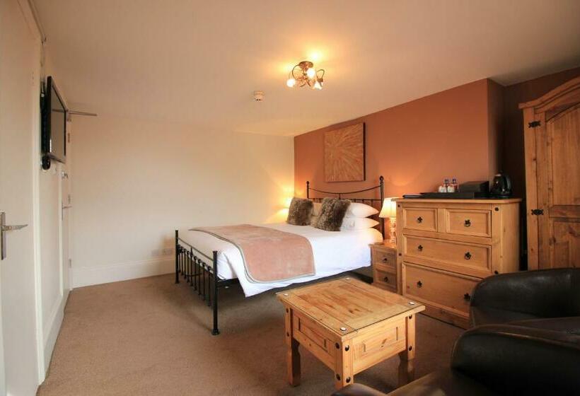 수피리어 룸, The Moreland