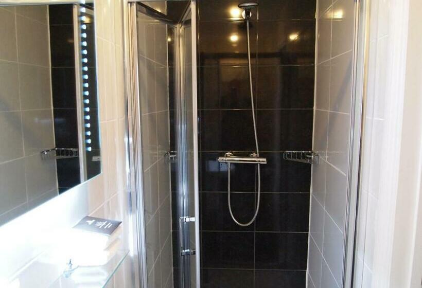 스탠다드 룸, The Moreland