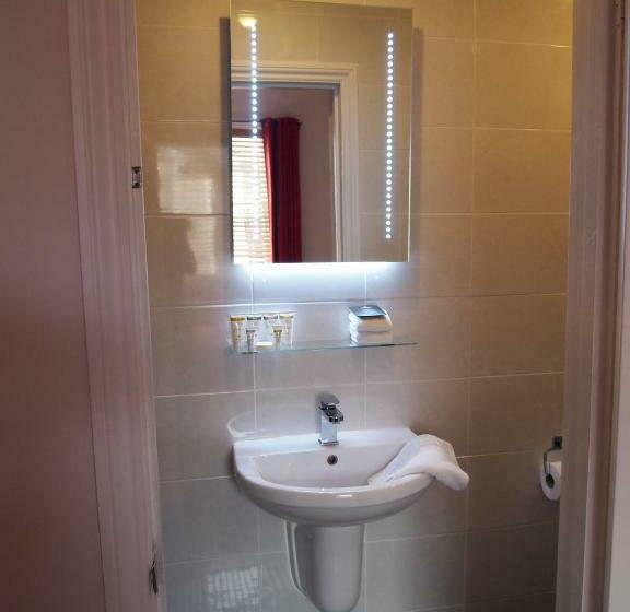 스탠다드 룸, The Moreland