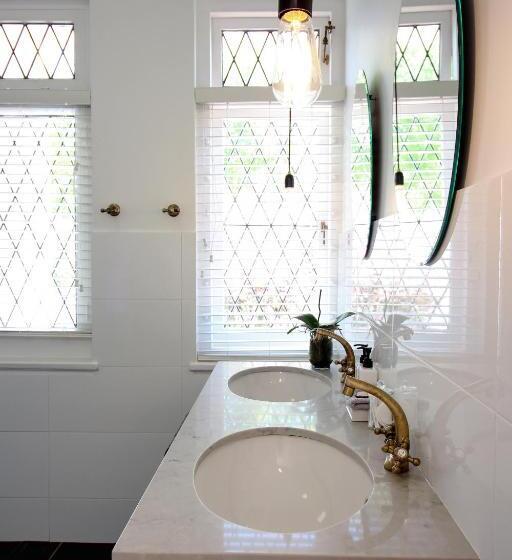 패밀리 룸, Whispering Oaks Guest House