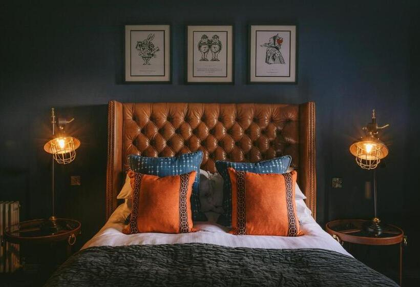 Люкс, Charlton Hall At Charlton Hall Estate