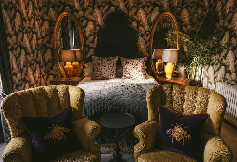 スタンダードルーム, The Tempus at Charlton Hall Estate