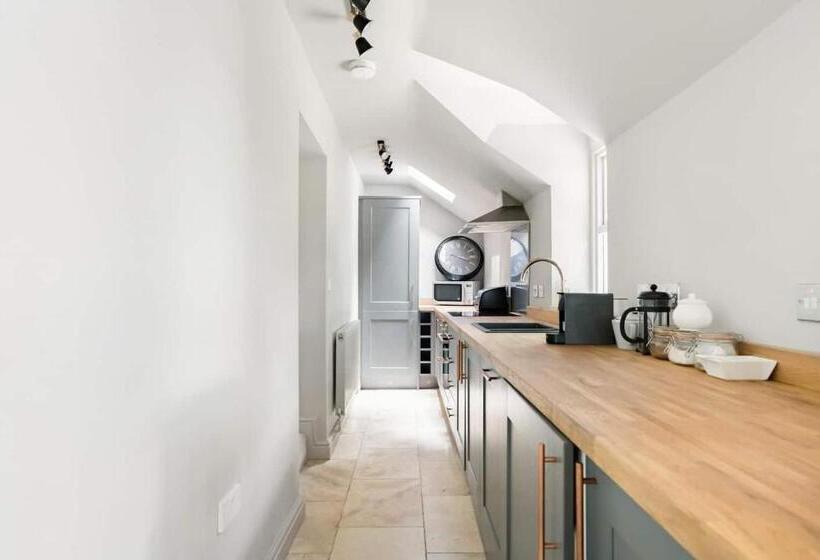 Дом 2 Спальни, Charlton Hall At Charlton Hall Estate