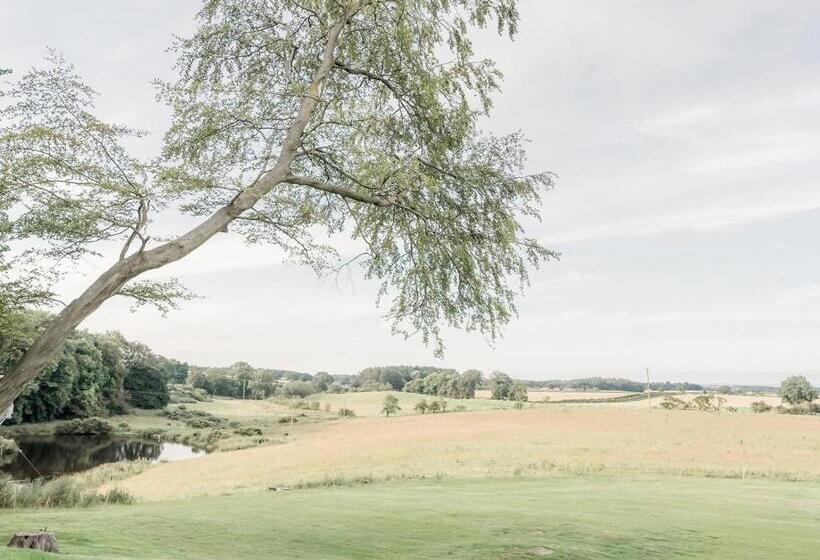 Номер Стандарт Вид на Сад, Charlton Hall At Charlton Hall Estate