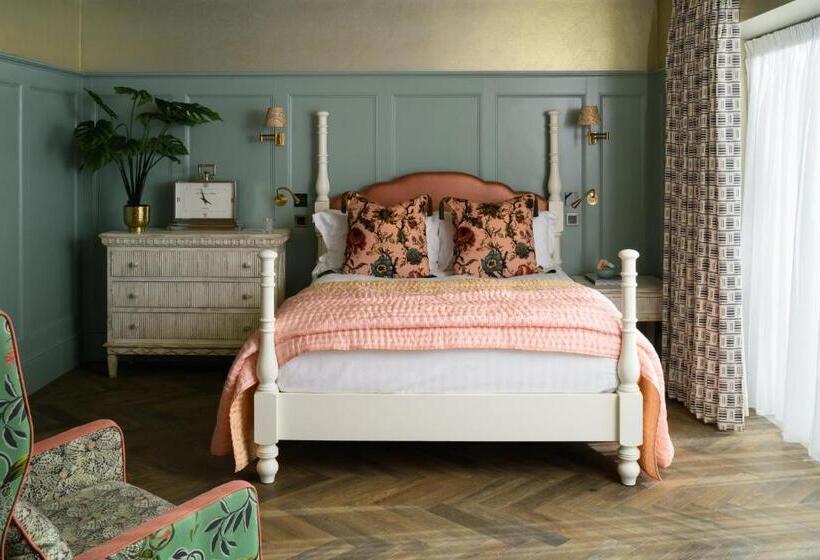 Номер Deluxe Кровать Кинг, Charlton Hall At Charlton Hall Estate