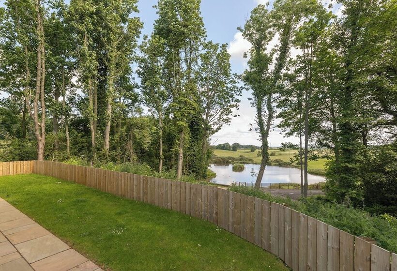 Стандартный Номер Кровать Кинг, Charlton Hall At Charlton Hall Estate