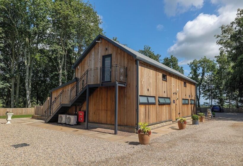 Семейный Номер, Charlton Hall At Charlton Hall Estate