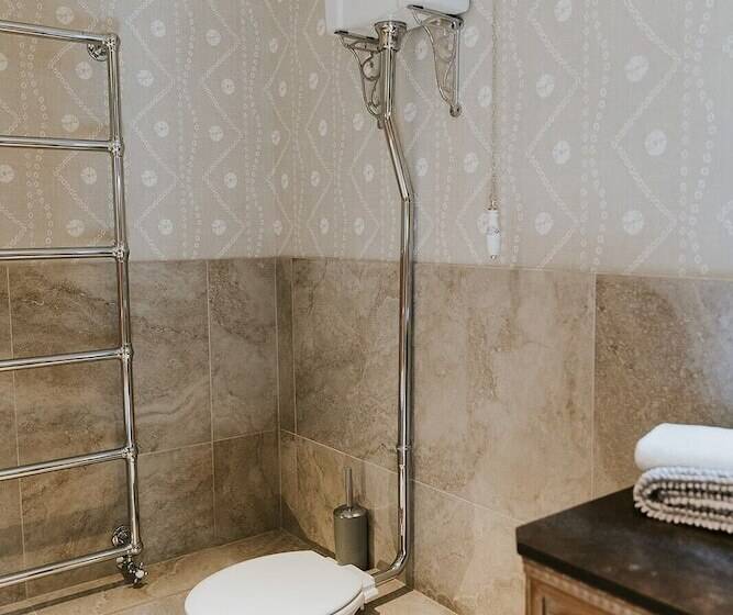 Номер Стандарт, Charlton Hall At Charlton Hall Estate