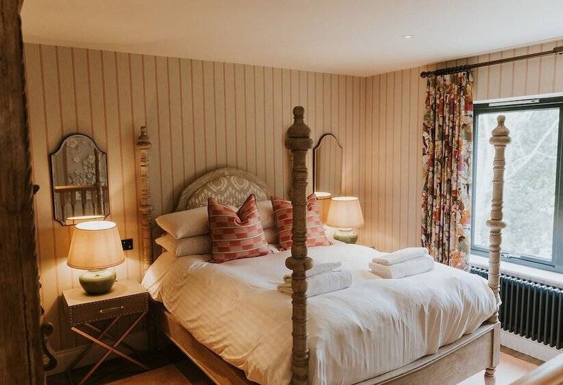 Номер Стандарт, Charlton Hall At Charlton Hall Estate