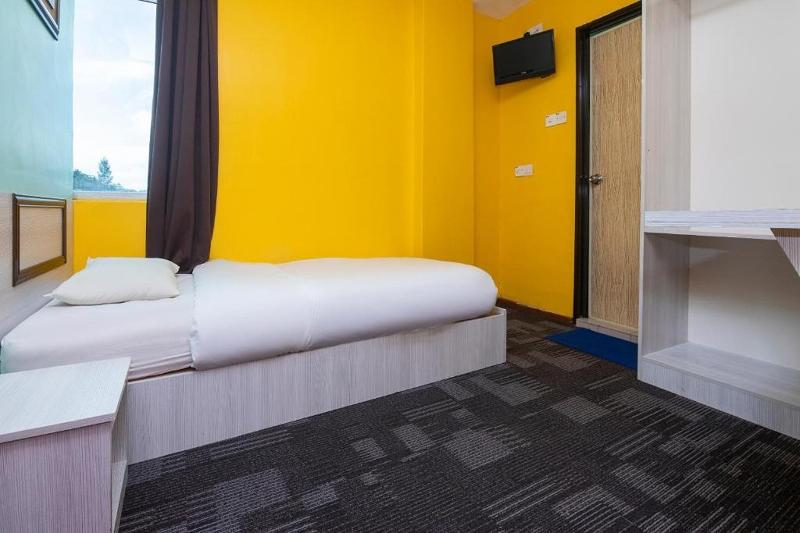 标准工作室, Coachman Motel