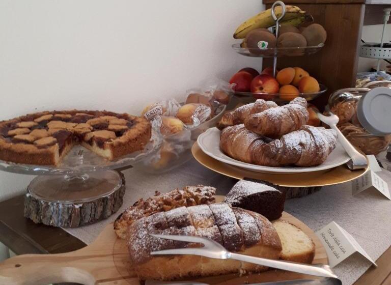 带花园景观的标准三人间, Agriturismo Ai Carpini