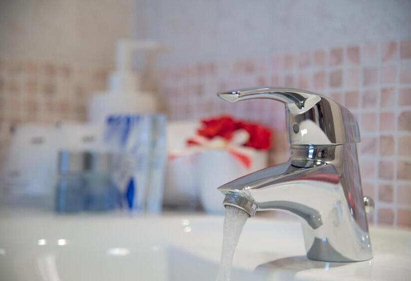 带花园景观的标准三人间, Agriturismo Ai Carpini