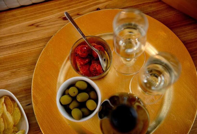 带花园景观的古典房间, Agriturismo Ai Carpini