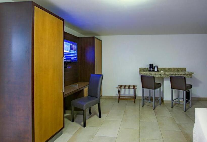 חדר סטנדרט עם מיטת קינג, La Pinta