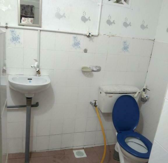 Standard Room, Nazri Nipah Camp