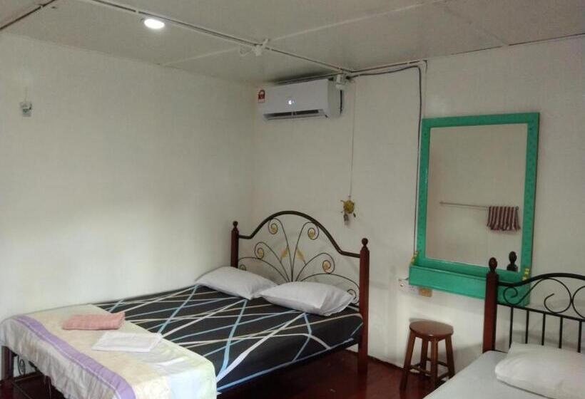 Standard Triple Room, Nazri Nipah Camp