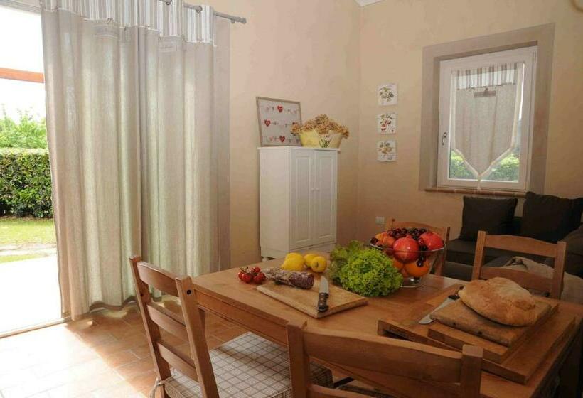 דירת שני חדרים, Podere Calledro