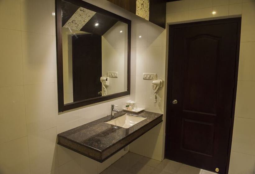 Junior Suite, Pushpak