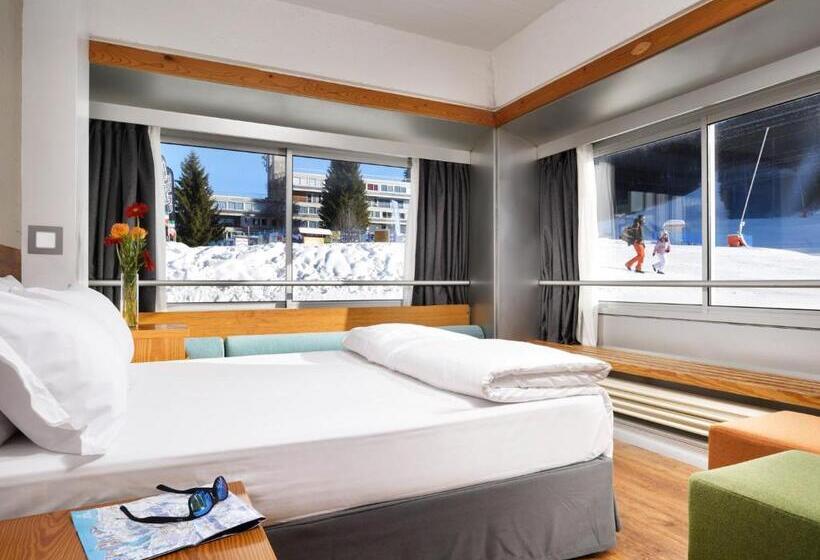 Quarto Estandar Individual, Th Marilleva