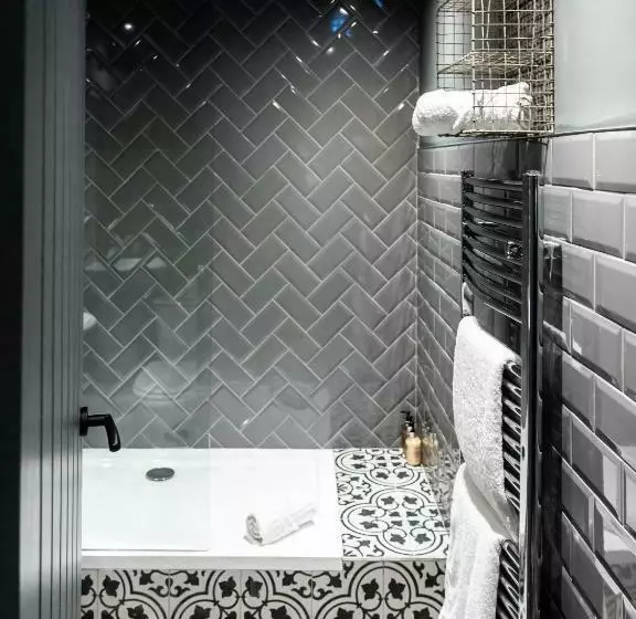 Chambre Deluxe, The Bridge