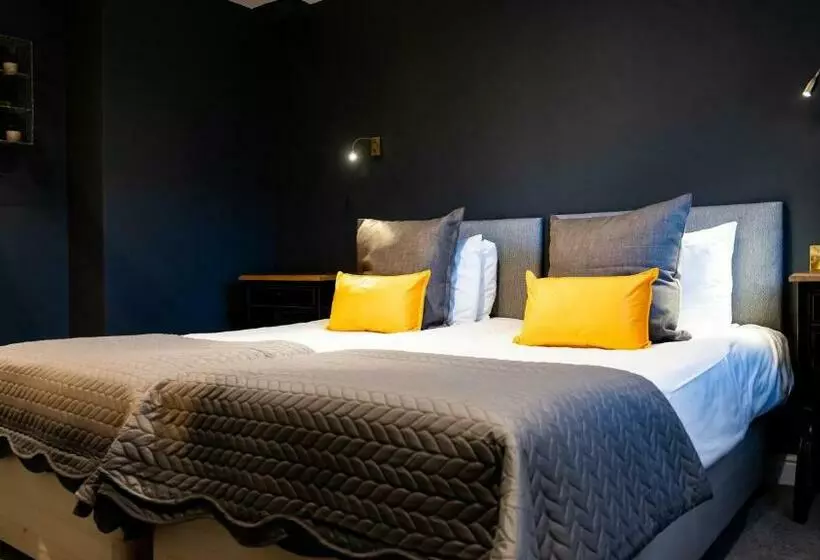 Chambre Deluxe, The Bridge