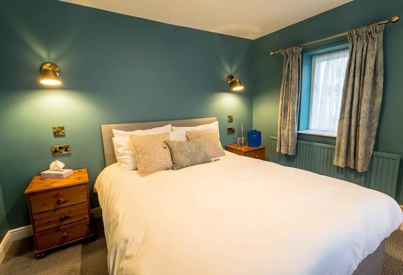 Номер Стандарт, The Bridge