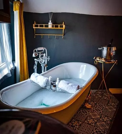 Chambre Supérieure Lit King Size, The Bridge