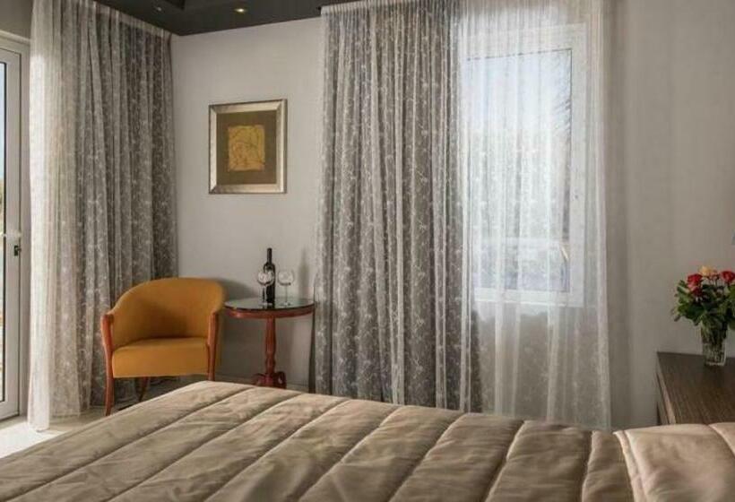 Номер Стандарт с Балконом, Lito Beach