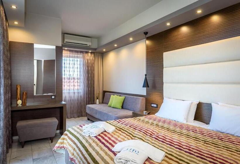 سوییت جونیور با چشمانداز دریا, Lito Beach