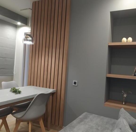 سوییت جونیور با چشمانداز دریا, Lito Beach