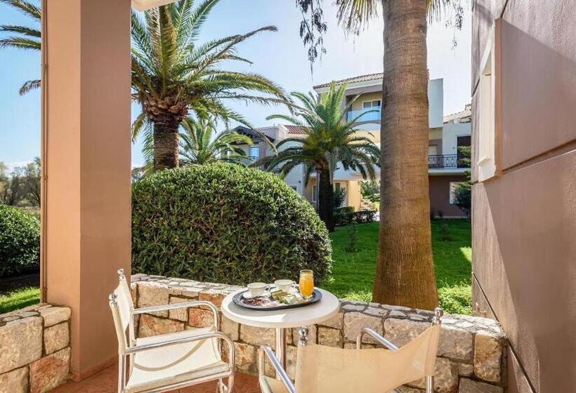 آپارتمان 1 خوابه, Lito Beach