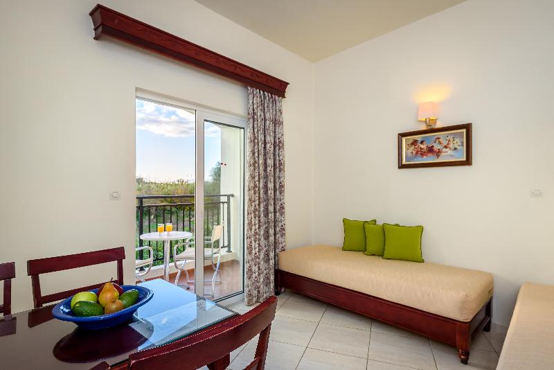 آپارتمان 1 خوابه, Lito Beach