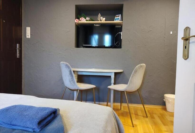 기본룸, Garni Forsthaus Ruhpolding