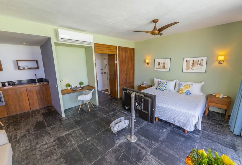 プレミアムスタジオ, Suites At Sapphire Ocean Club