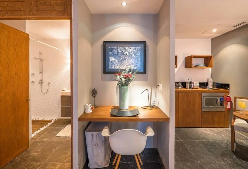 Premium-studio, Suites At Sapphire Ocean Club