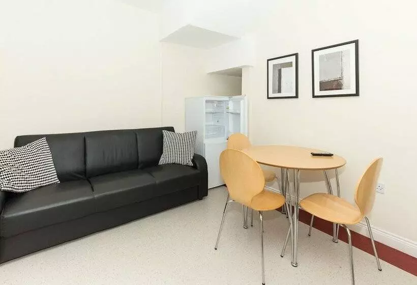 Huoneisto 1 Makuuhuone, The Apartment Company