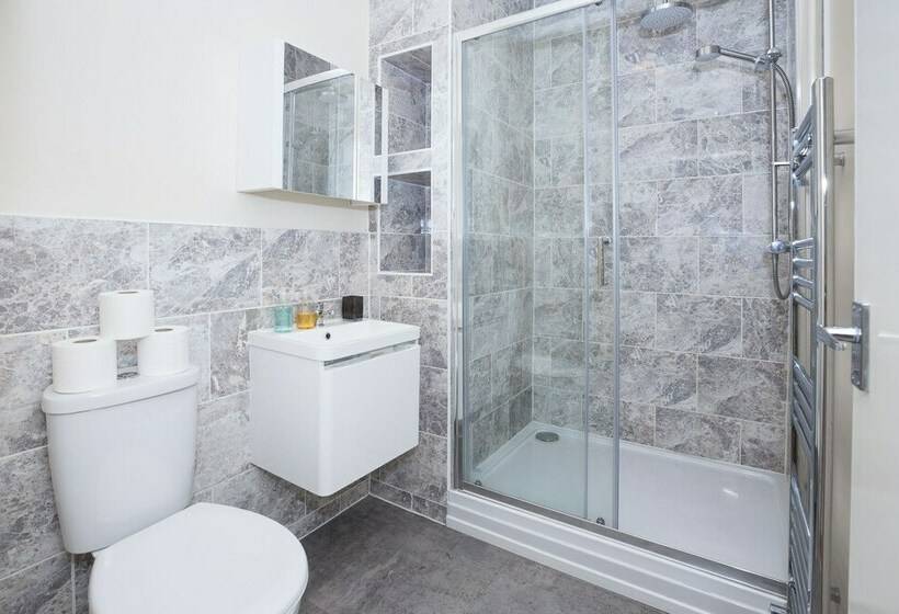 Апартаменты 2 Спальни, The Apartment Company