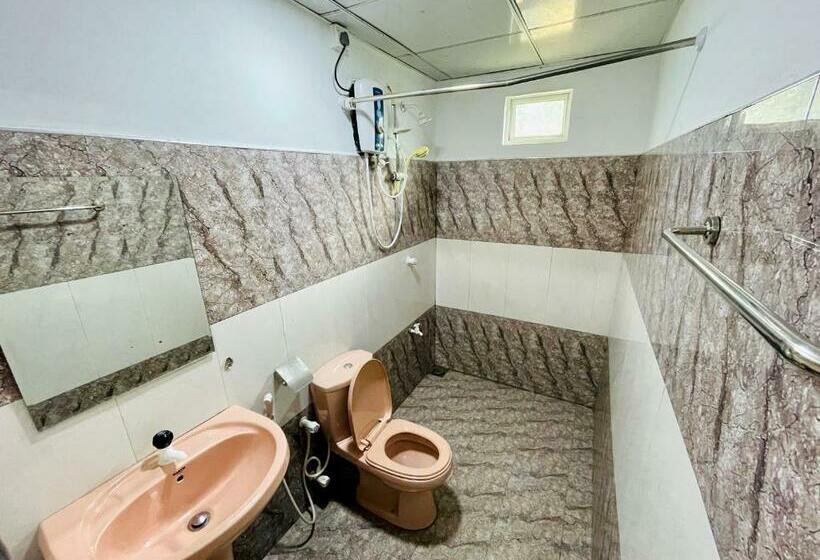 Номер Стандарт Трехместный, Tishan Holiday Resort