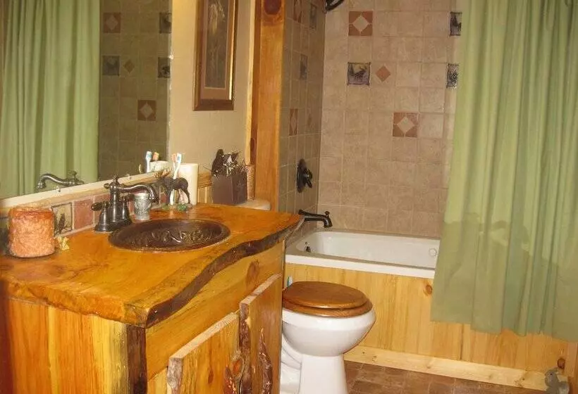 スタンダードルーム, Buffalo Creek Bed & Breakfast