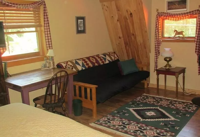 スタンダードルーム, Buffalo Creek Bed & Breakfast