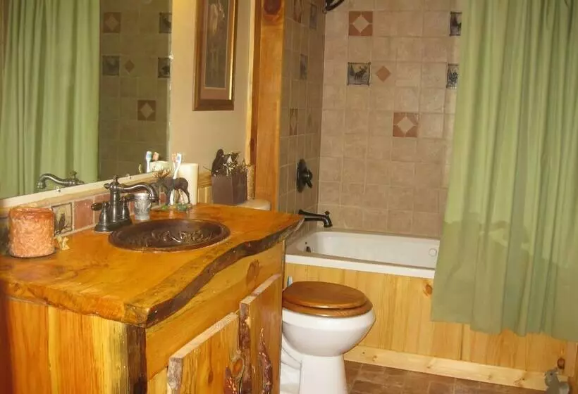 スタンダードルーム, Buffalo Creek Bed & Breakfast