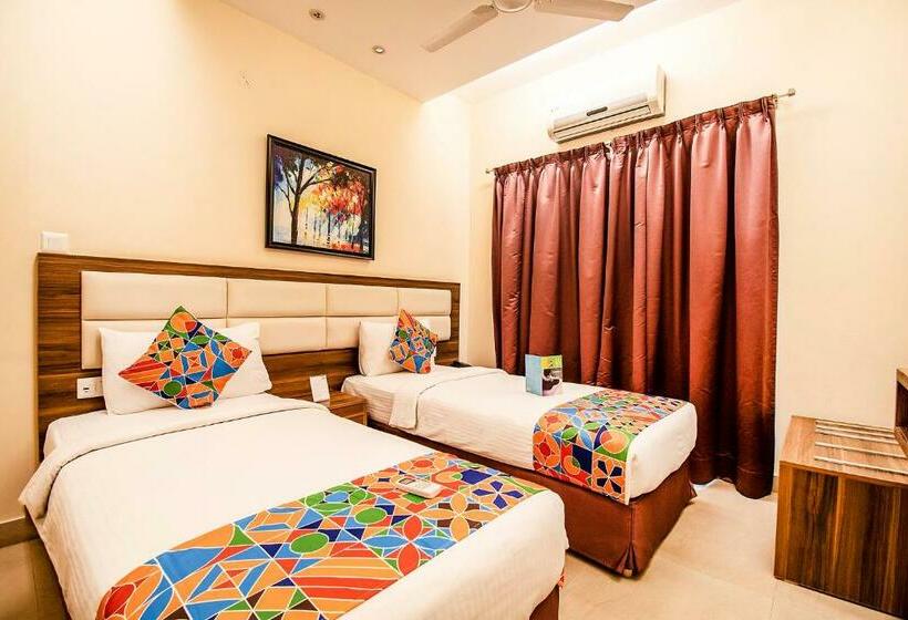 סוויטה, Fabhotel Astra Electronic City