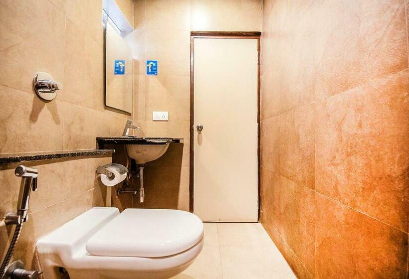 סוויטה, Fabhotel Astra Electronic City