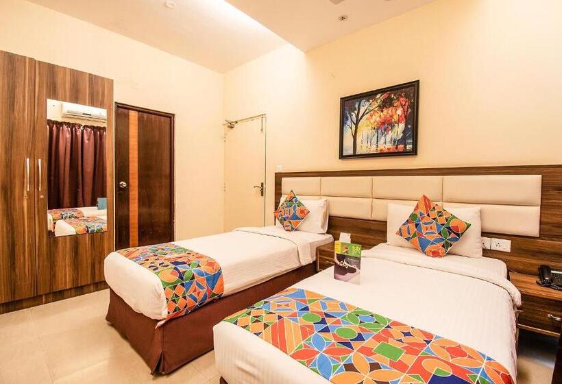 סוויטה, Fabhotel Astra Electronic City