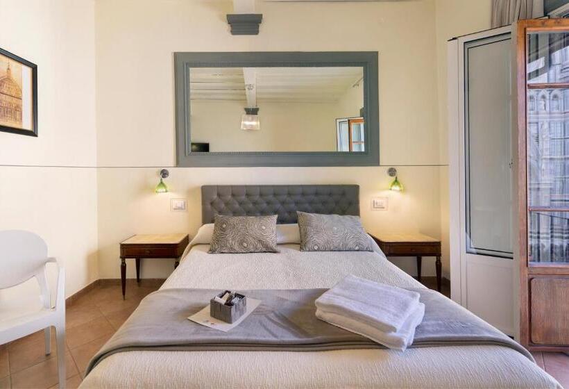 اتاق استاندارد سه تخته با چشم‌انداز, B&b Soggiorno Battistero